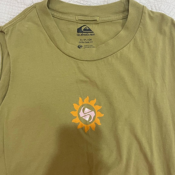 Quiksilver Muscle Tee Size Small - Picture 3 of 3